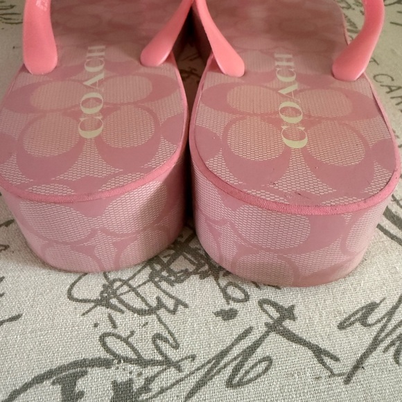 Coach Pink Lynn Platform Rubber Flip Flops - EUC - Picture 5 of 8